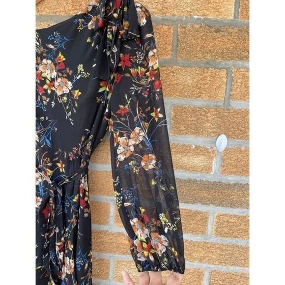 CLOVER AND SLOANE Garden Vine One-Shoulder size XL - Picture 5 of 12